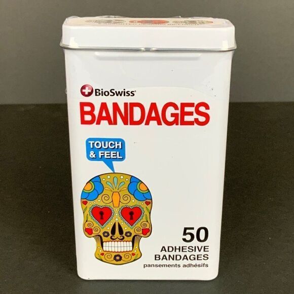 Sugar Skull Bandages Adhesive Strips Tin Box 50 Count Dia de los Muertos - Picture 1 of 6